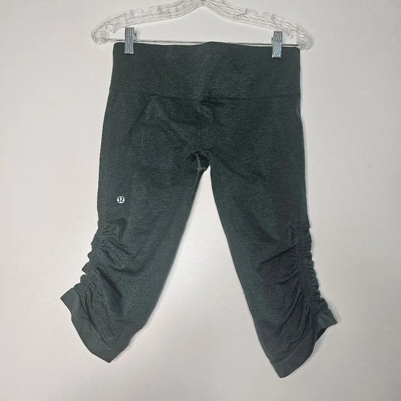 Lululemon Activewear Flow & Go Crop Deep Green Size 8 - Picture 2 of 11